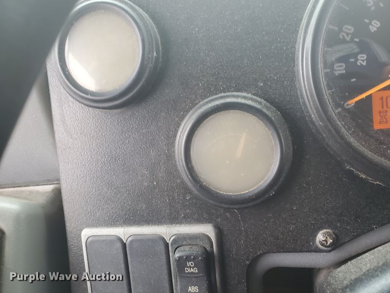 image for item GV9008 2007 Blue Bird L072648  school bus