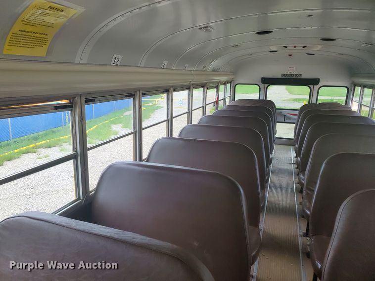 image for item GV9008 2007 Blue Bird L072648  school bus