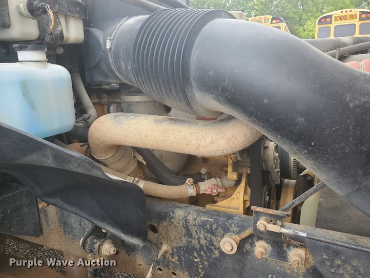 image for item GV9008 2007 Blue Bird L072648  school bus