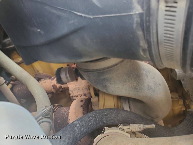 image for item GV9008 2007 Blue Bird L072648  school bus