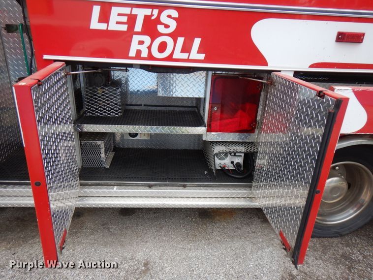 image for item GV9032 1999 Freightliner FL50  ambulance