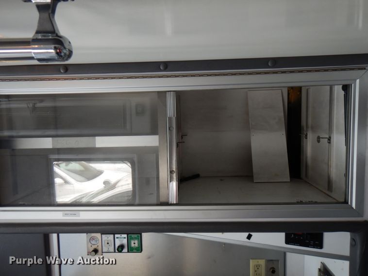 image for item GV9032 1999 Freightliner FL50  ambulance