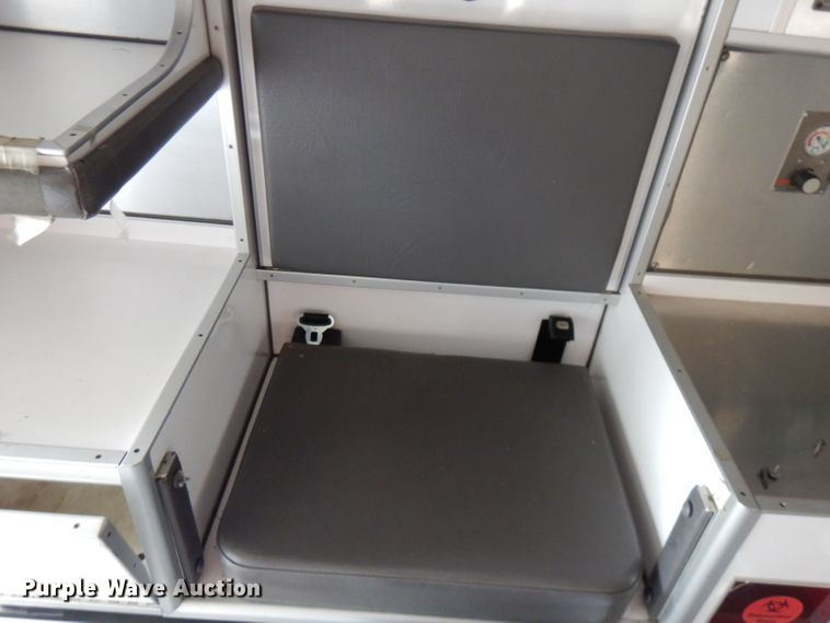 image for item GV9032 1999 Freightliner FL50  ambulance