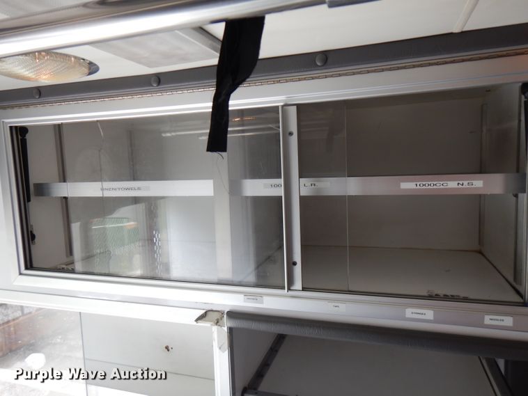 image for item GV9032 1999 Freightliner FL50  ambulance