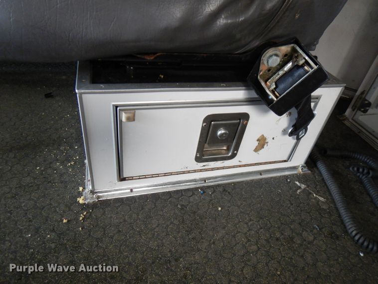 image for item GV9032 1999 Freightliner FL50  ambulance