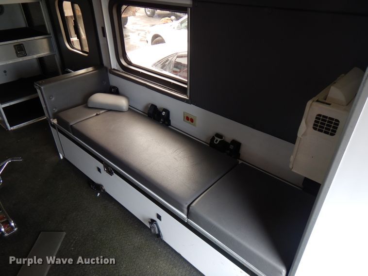 image for item GV9032 1999 Freightliner FL50  ambulance