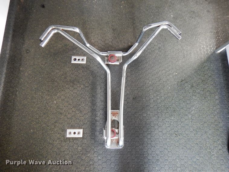 image for item GV9032 1999 Freightliner FL50  ambulance