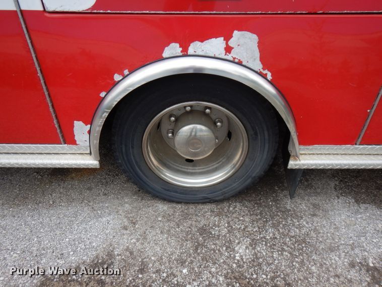 image for item GV9032 1999 Freightliner FL50  ambulance