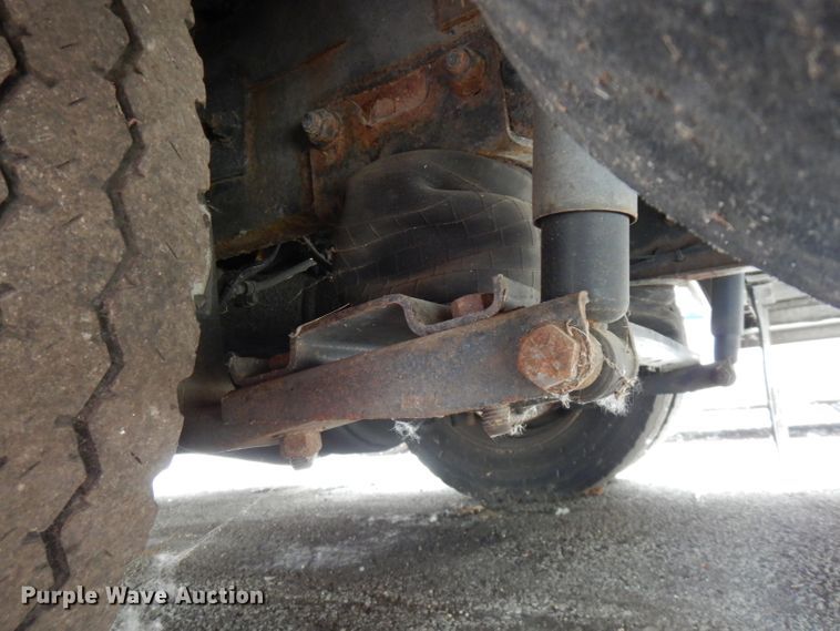 image for item GV9032 1999 Freightliner FL50  ambulance