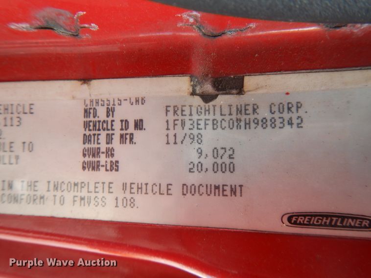 image for item GV9032 1999 Freightliner FL50  ambulance