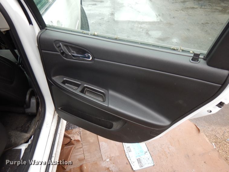 image for item GV9033 2015 Chevrolet Impala Police Cruiser