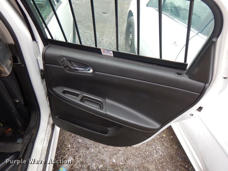 image for item GV9034 2015 Chevrolet Impala Police Cruiser