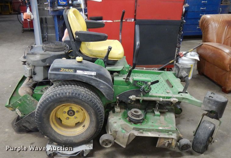 image for item GV9044 John Deere Z Track ZTR lawn mower