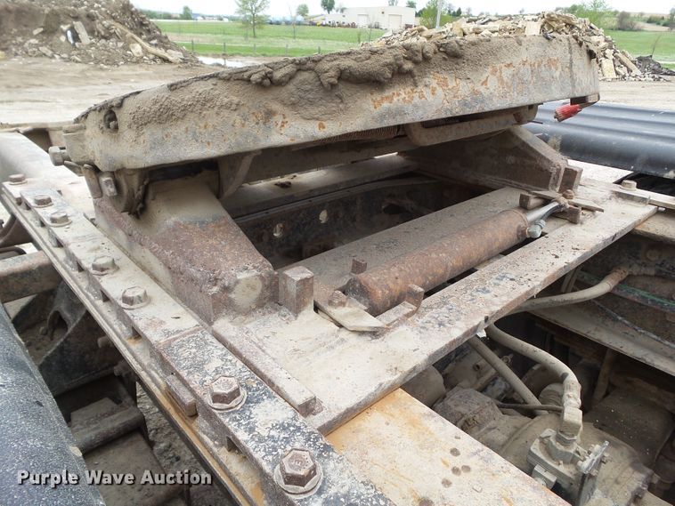 image for item GX9065 1990 International 8200  semi truck