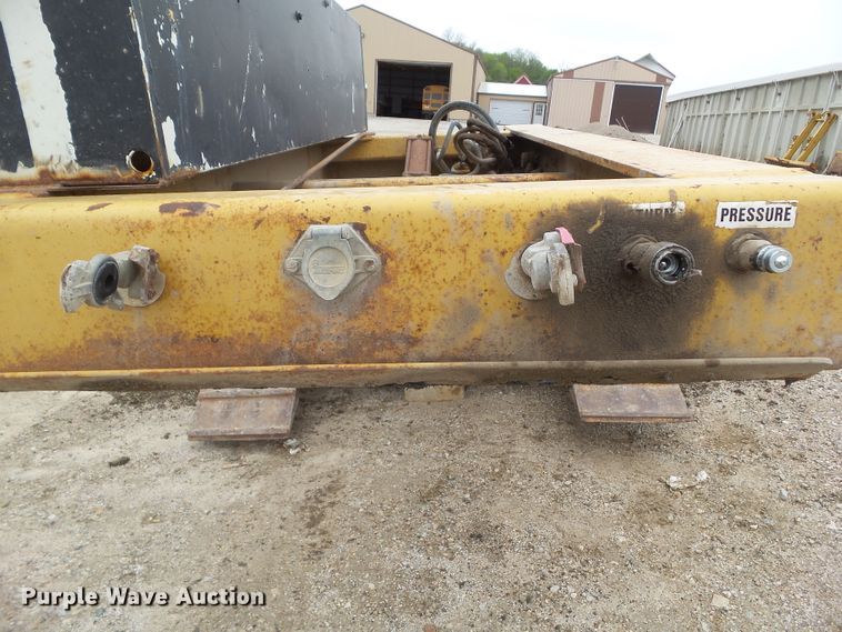 image for item GX9066 1989 Load King PHD70/90-3 lowboy equipment trailer