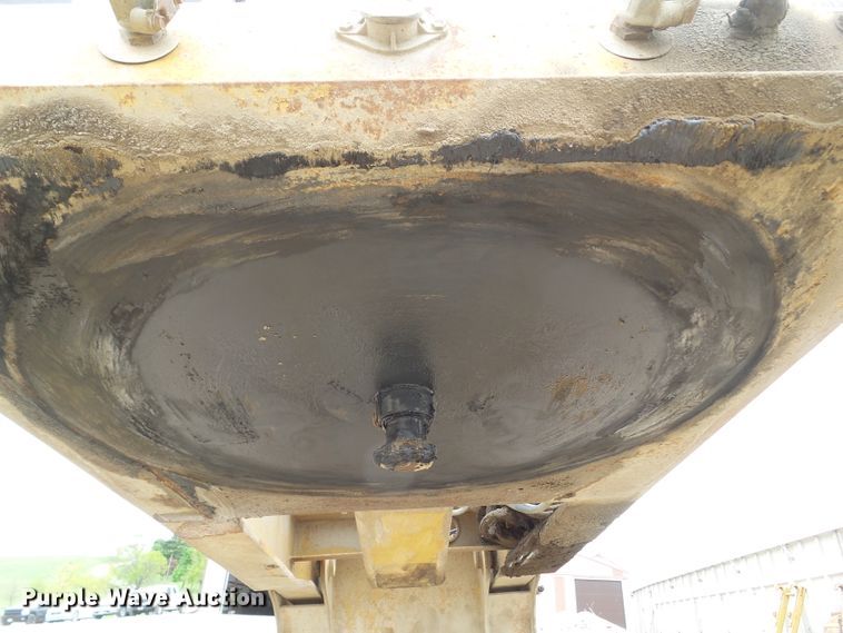 image for item GX9066 1989 Load King PHD70/90-3 lowboy equipment trailer