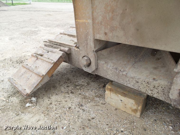 image for item GX9066 1989 Load King PHD70/90-3 lowboy equipment trailer