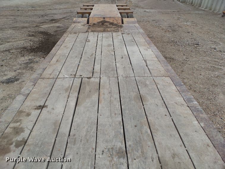 image for item GX9066 1989 Load King PHD70/90-3 lowboy equipment trailer