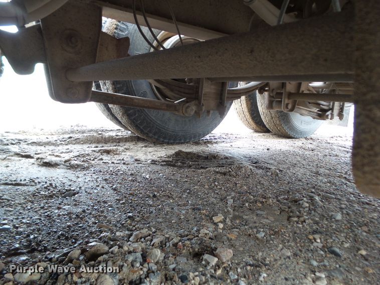 image for item GX9066 1989 Load King PHD70/90-3 lowboy equipment trailer