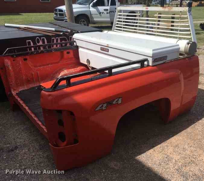 image for item H1461 Chevrolet pickup truck bed