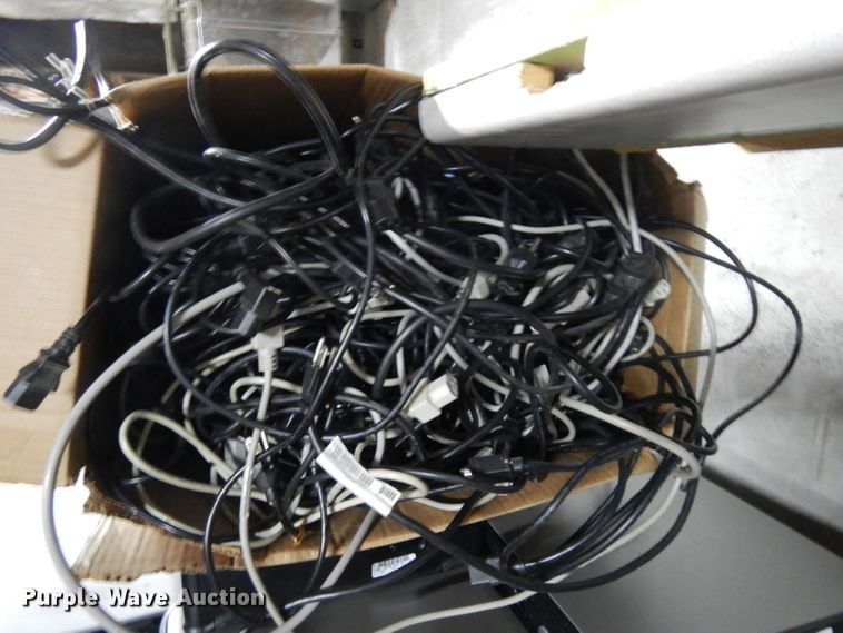 image for item HT9070 Approximatley 44 Dell CPUs