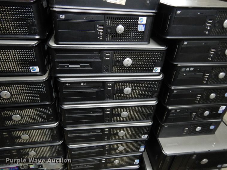 image for item HT9071 Approximately 84 Dell CPUs