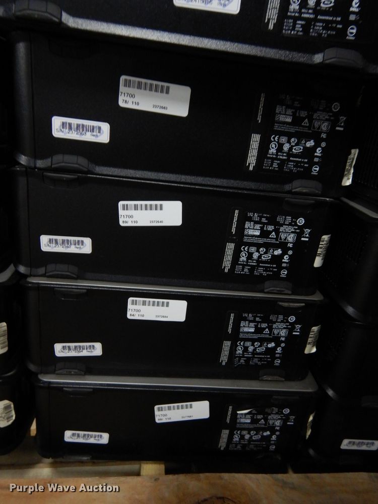 image for item HT9072 Approximately 42 Dell CPUs