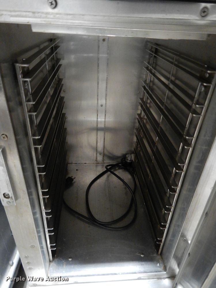 image for item HT9087 (2) CresCor hot boxes