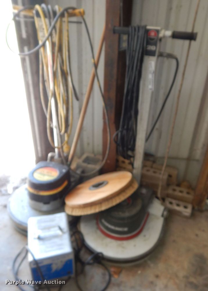 image for item HT9094 Janitorial equipment