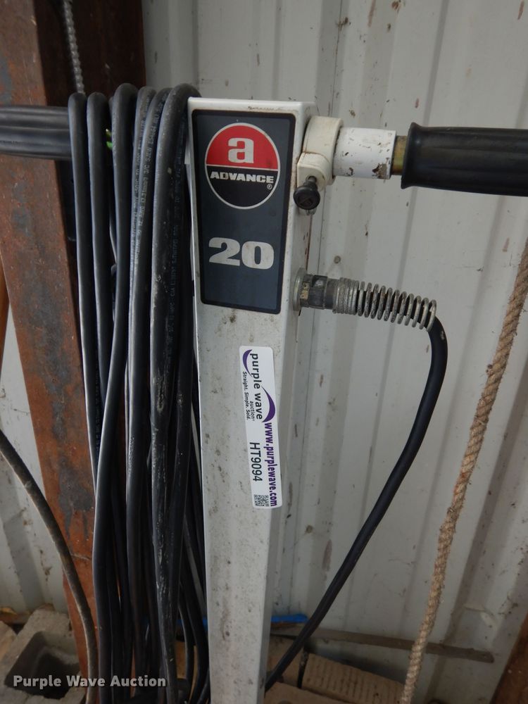 image for item HT9094 Janitorial equipment