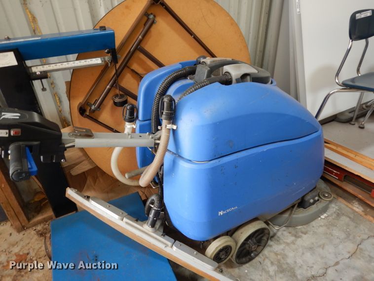 image for item HT9094 Janitorial equipment