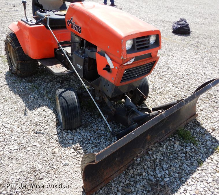 image for item HT9098 Ariens lawn mower