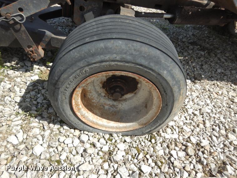 image for item HT9098 Ariens lawn mower