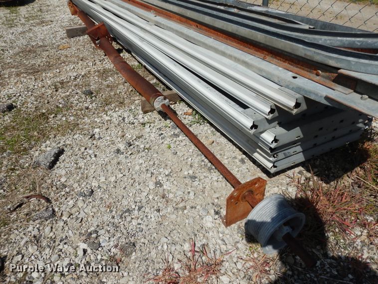 image for item HT9099 Garage door