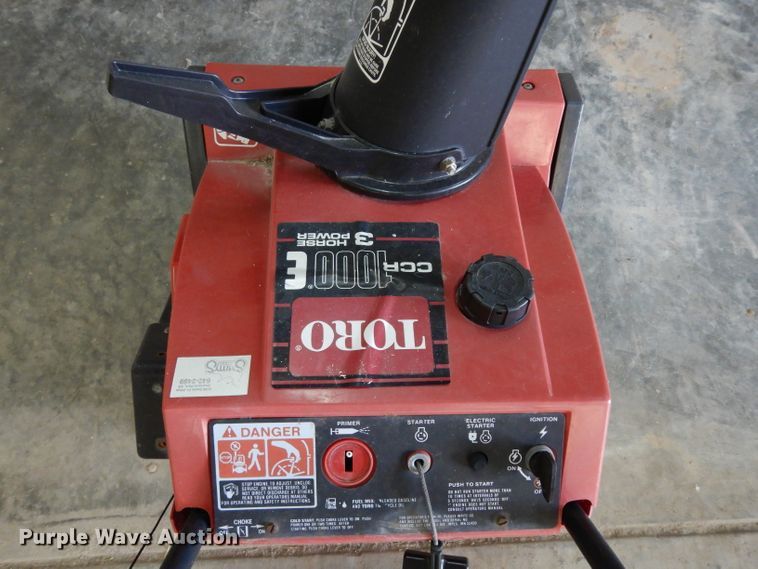 image for item HT9106 Toro CCR1000E snow blower