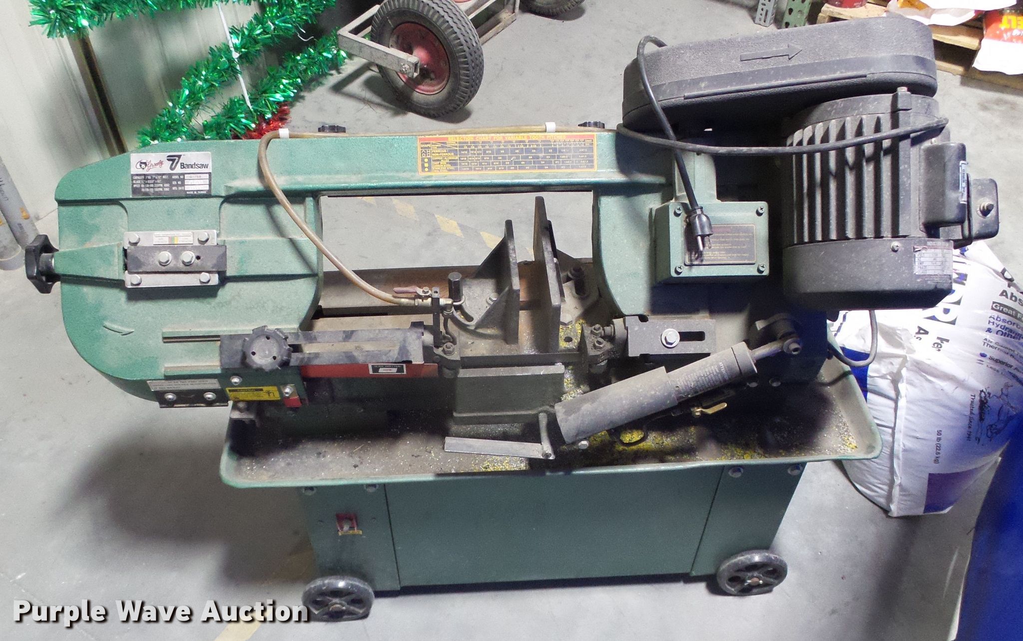 Grizzly G1758 metal bandsaw in Garden City, KS Item EL9134 sold