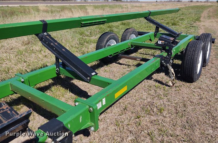 image for item DE6911 Unverferth Roadrunner header trailer