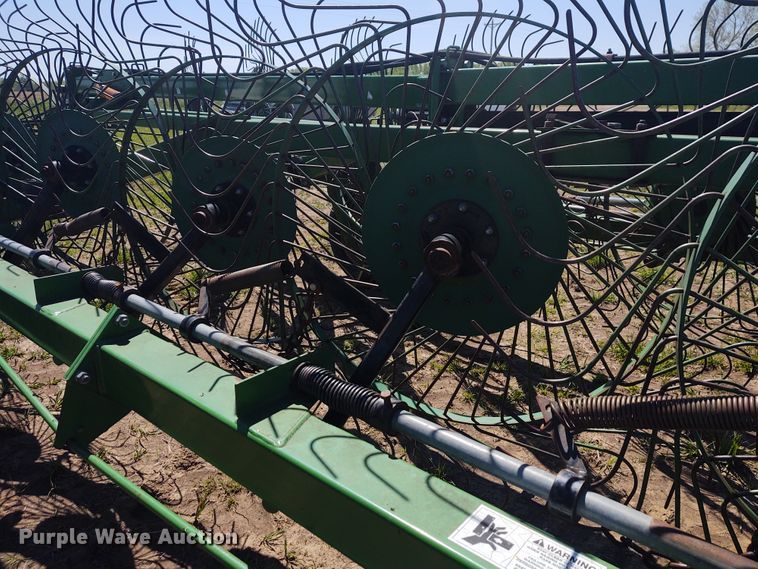 image for item DE6914 Frontier WR1214C hay rake