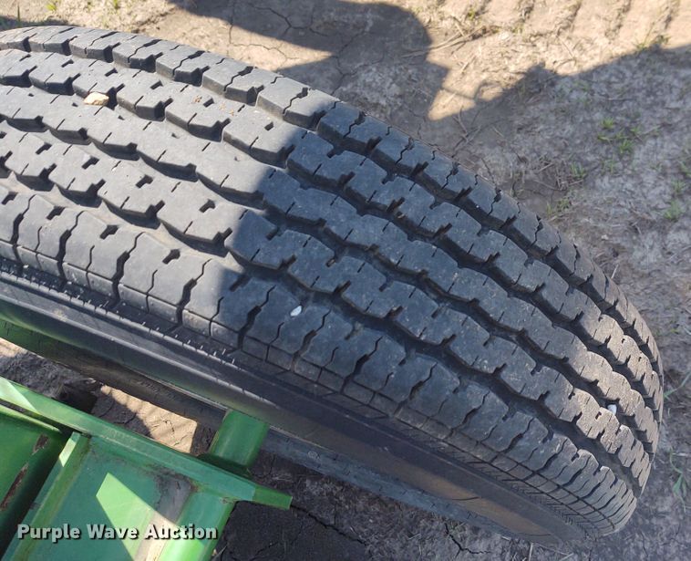 image for item DE6914 Frontier WR1214C hay rake