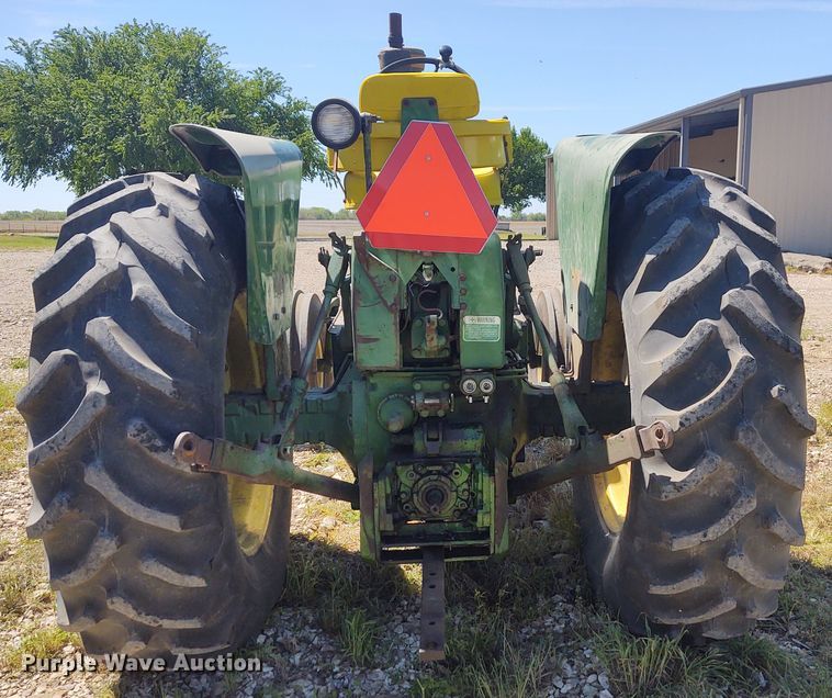 image for item DE6917 John Deere 4020 tractor
