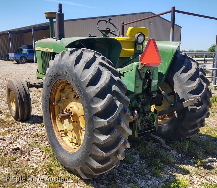 image for item DE6917 John Deere 4020 tractor