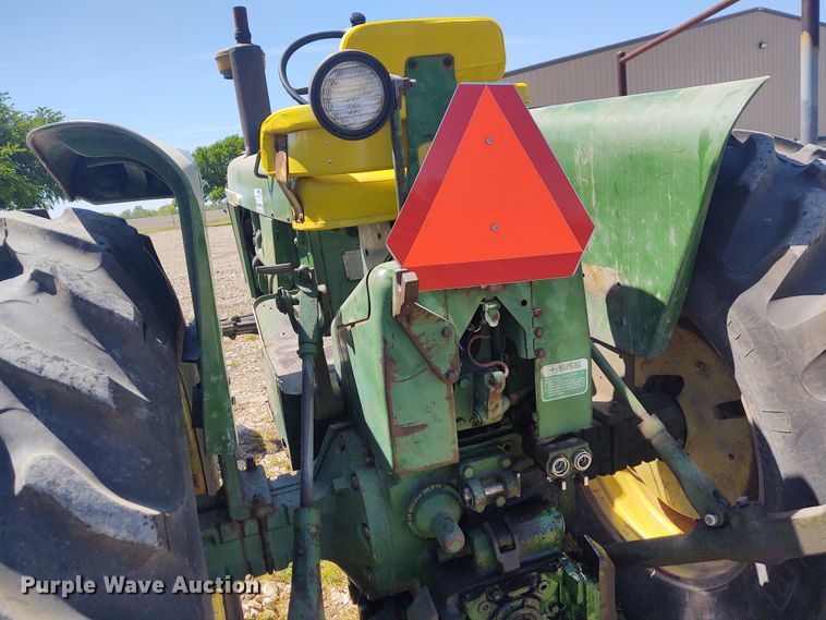 image for item DE6917 John Deere 4020 tractor