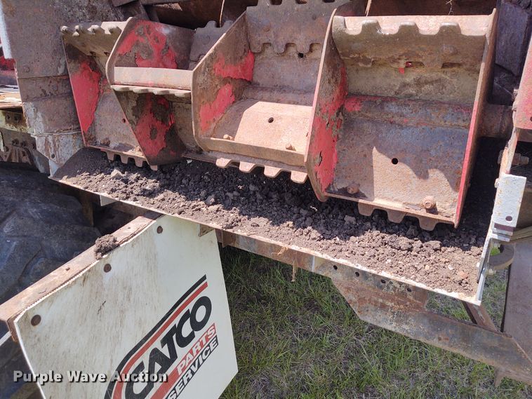 image for item DE6923 1992 Volvo White GMC Autocar applicator truck