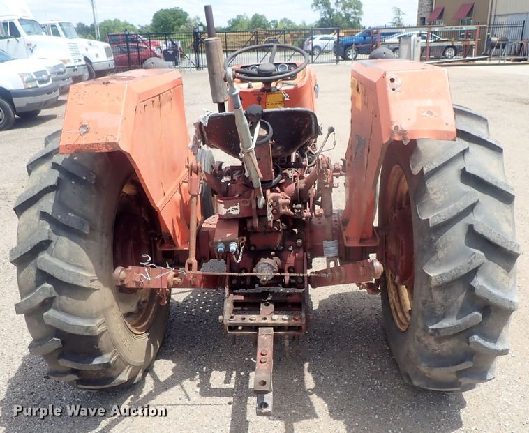 image for item DG3232 Allis Chalmers AC5040  tractor