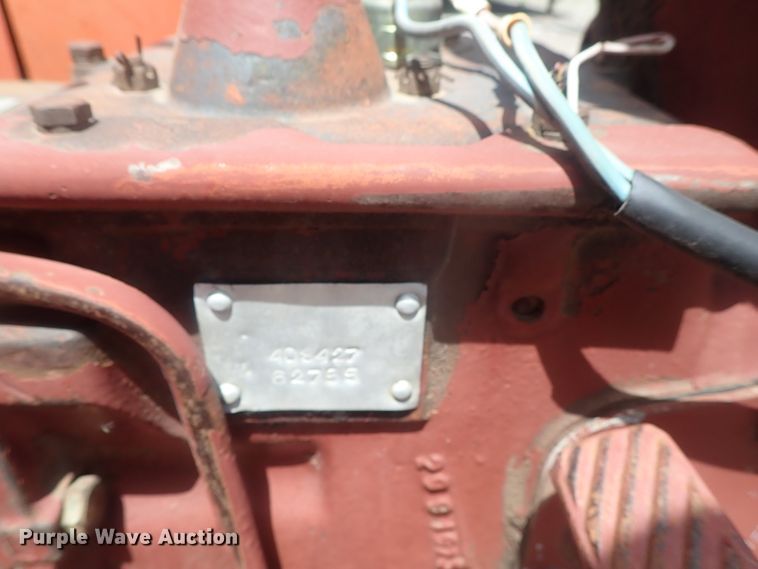 image for item DG3232 Allis Chalmers AC5040  tractor