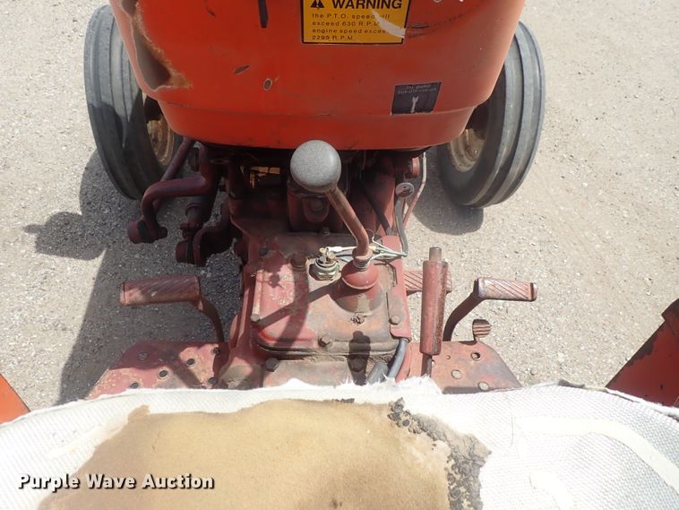 image for item DG3232 Allis Chalmers AC5040  tractor