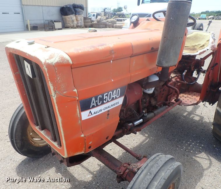 image for item DG3232 Allis Chalmers AC5040  tractor