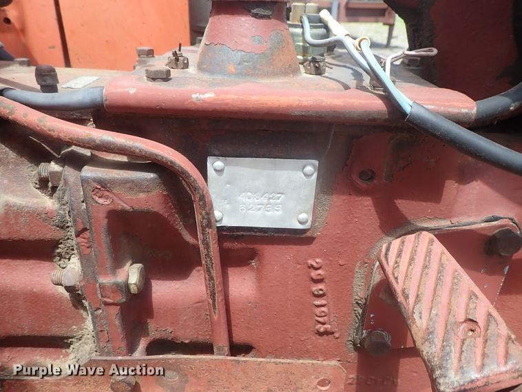 image for item DG3232 Allis Chalmers AC5040  tractor