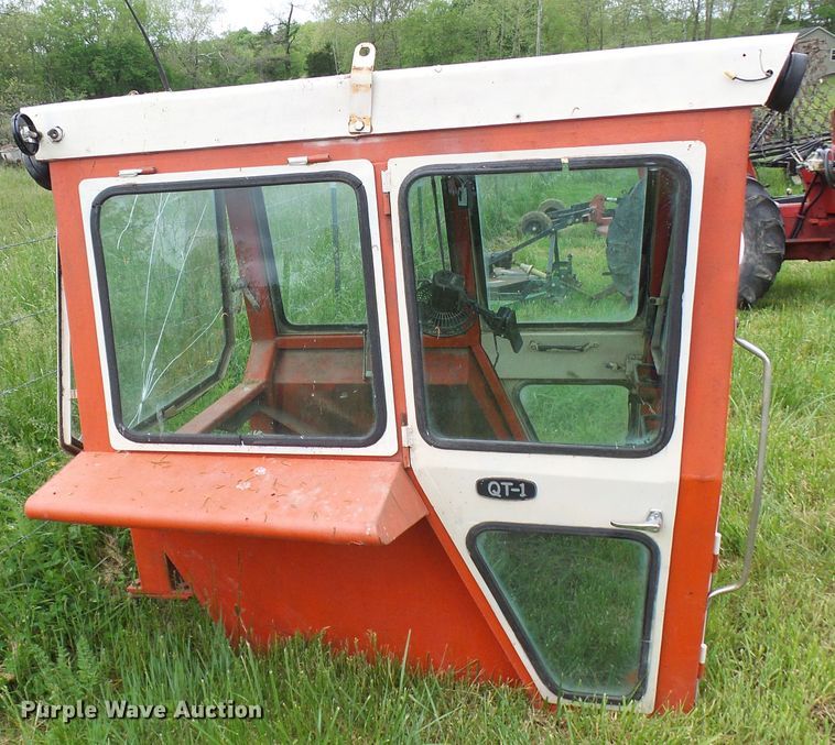 image for item DG5688 Year-A-Round Cab Corp. 506 cab enclosure