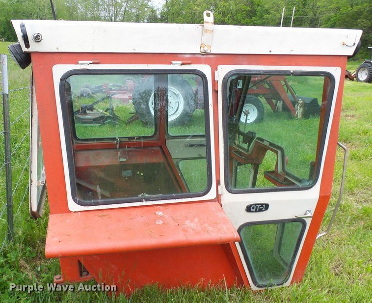 image for item DG5688 Year-A-Round Cab Corp. 506 cab enclosure
